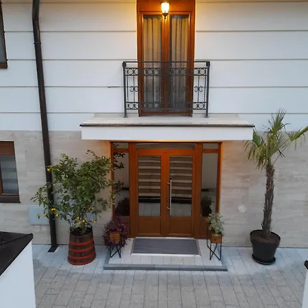 Διαμέρισμα Emma *